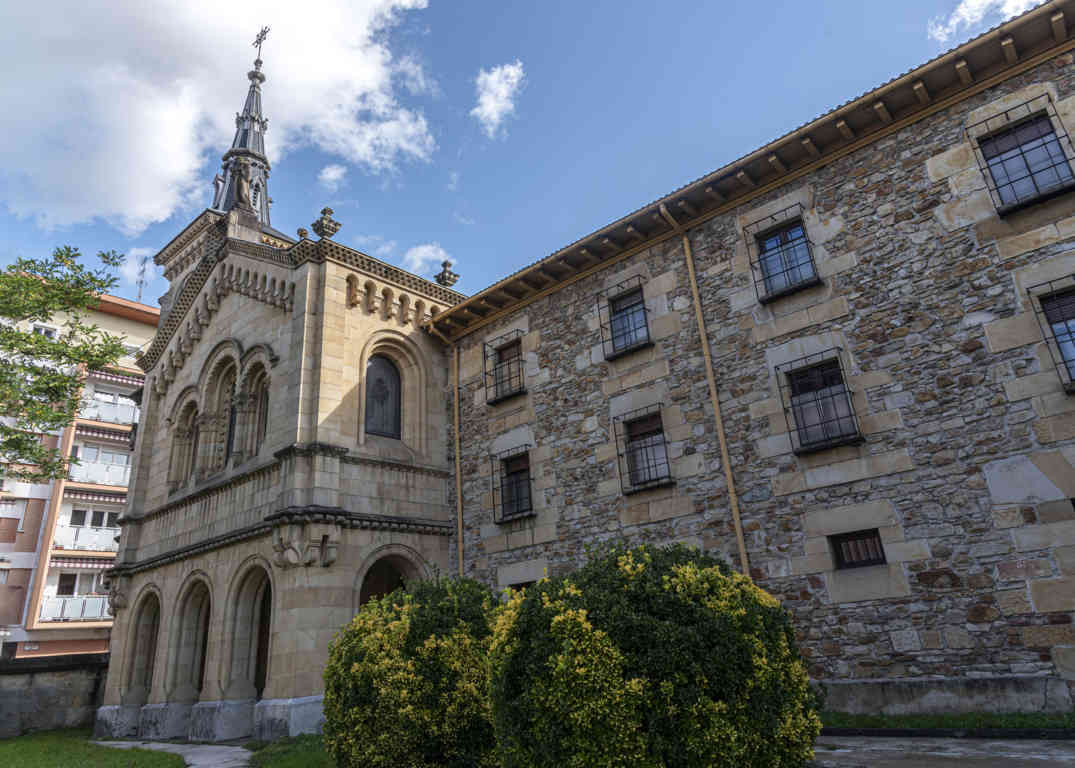Vizcaya - Durango 30 - monasterio de San Francisco.jpg